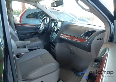 2015 Chrysler Town & Country Touring-L from USA, damaged, VIN 2C4RC1CG9FR662686